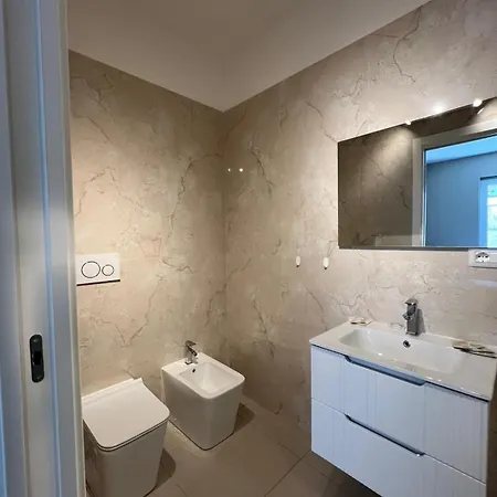 Riva Del Sole 4* トロペーア