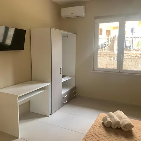 Riva Del Sole Bed & Breakfast