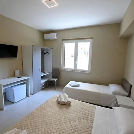 ベッド・アンド・ブレックファスト Riva Del Sole 4*